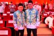 Ahmad Fadhil (kanan) berfoto bersama Wakil Ketua 1 LPTQ Provinsi Kaltim H.Abdul Khaliq yang mendampingi hingga ke Maroko.